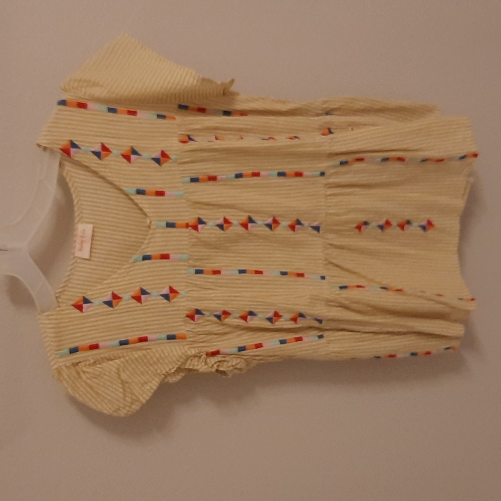 Striped geoflutter top